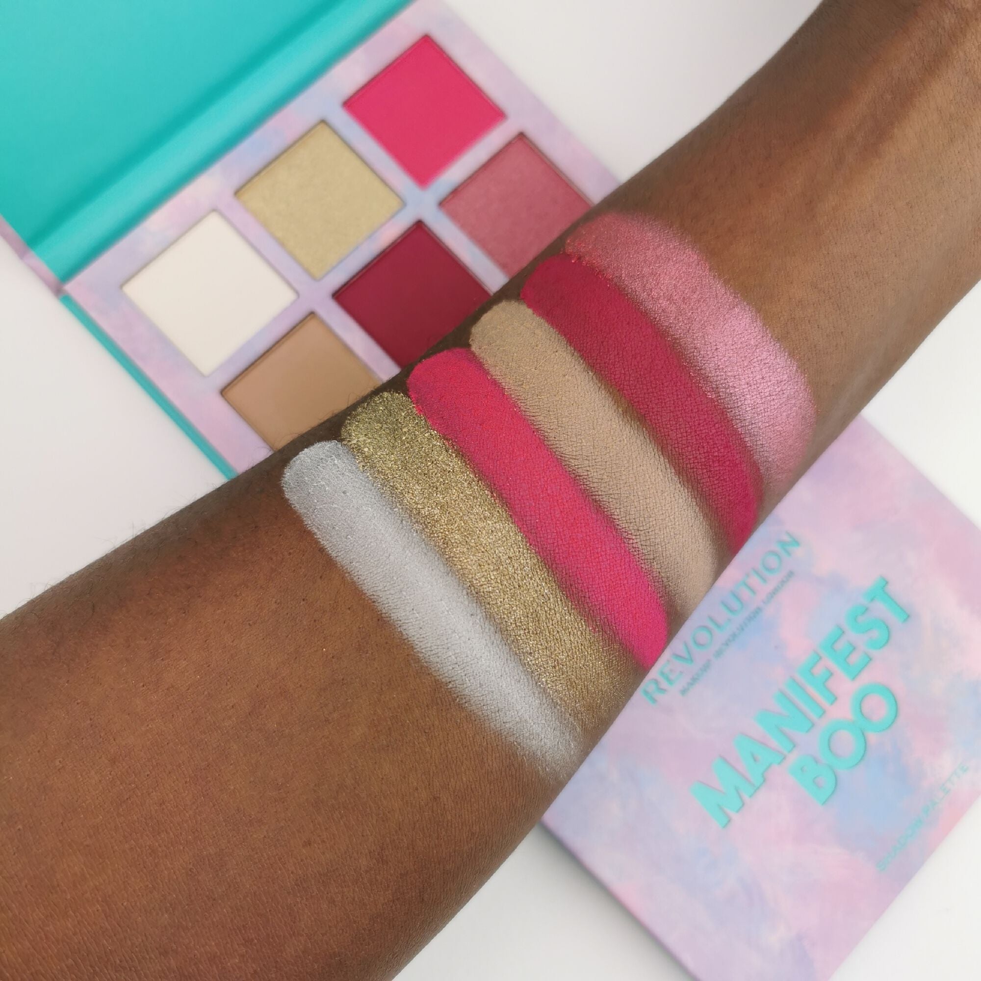 Revolution Eyeshadow Palette Manifest Boo