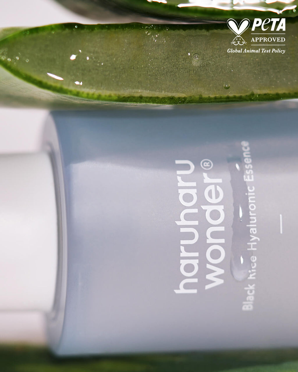 haruharu wonder Black Rice Hyaluronic Essence