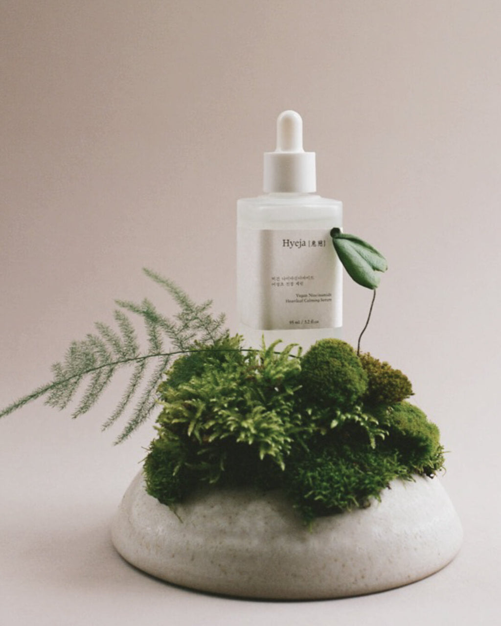 Hyeja Vegan Niacinamide Heartleaf Calming Serum