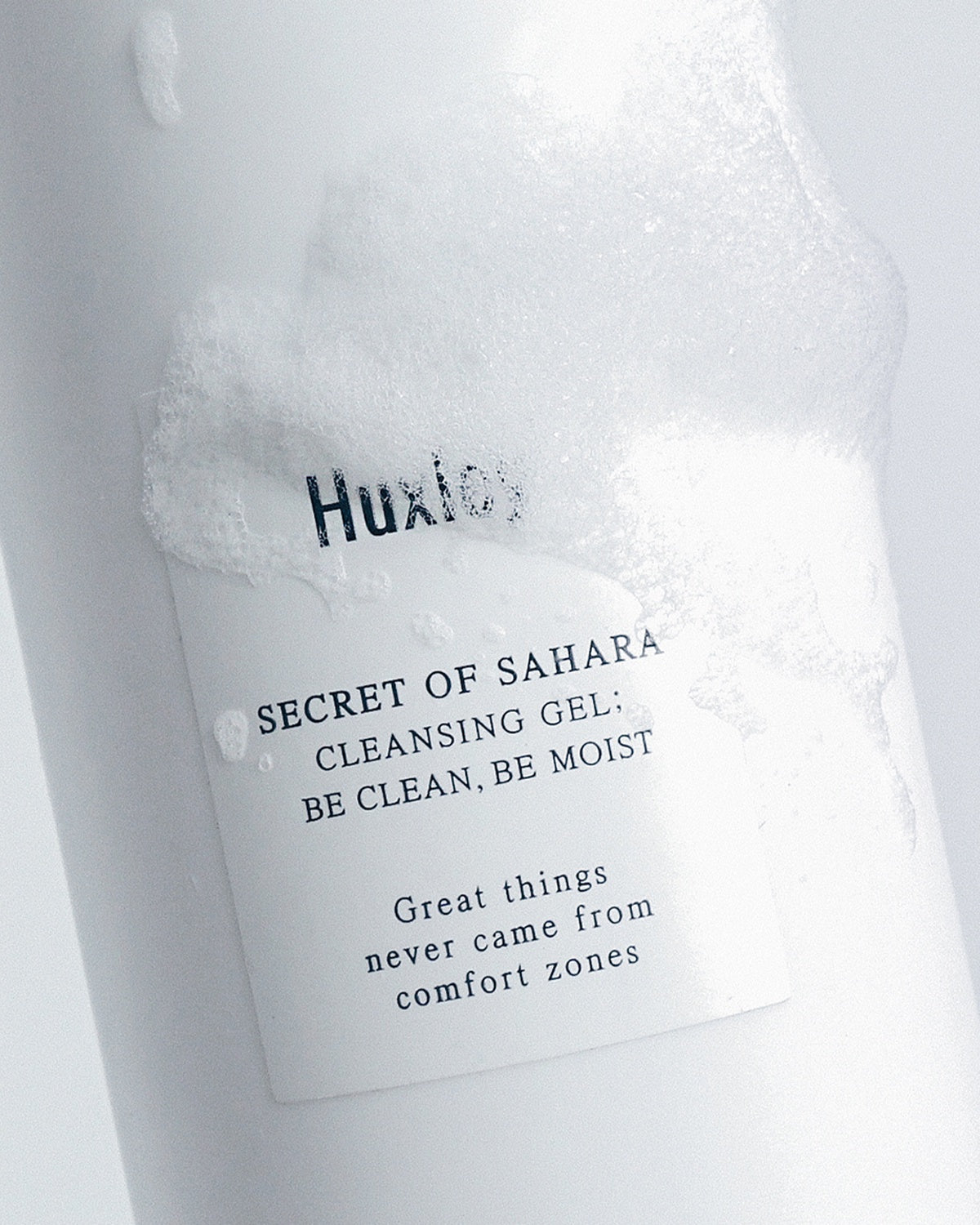 Huxley Be Clean, Be Moist Cleansing Gel