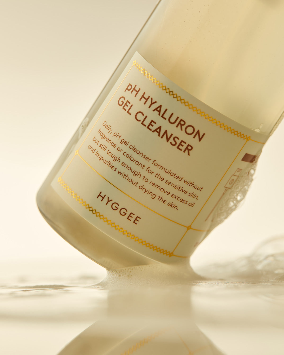 Hyggee pH Hyaluron Gel Cleanser