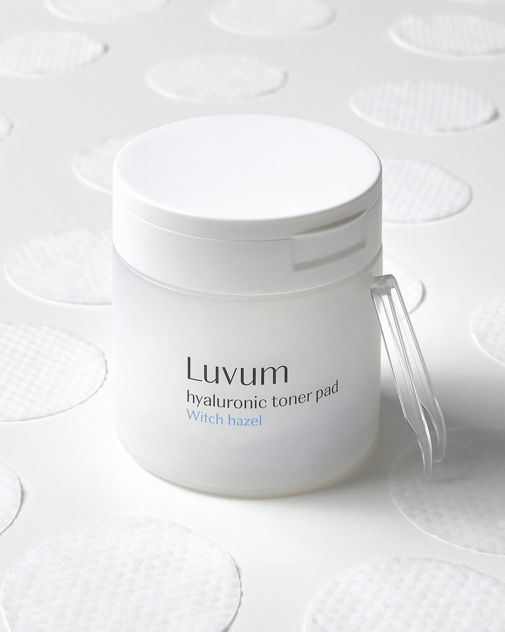 Luvum Witch Hazel Hyaluronic Toner Pad