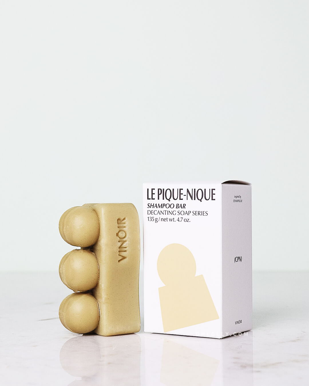 Vinoir Decanting Shampoo Bar | Le Pique-Nique