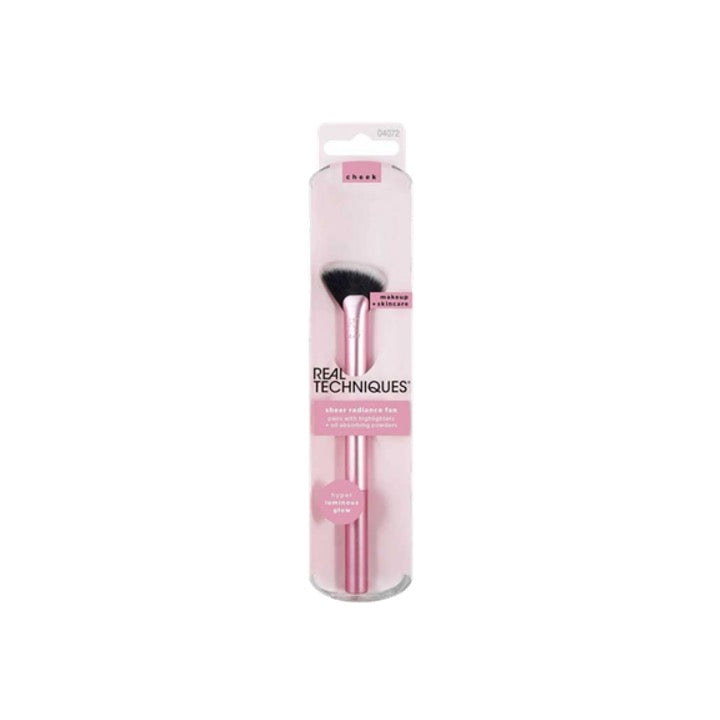 Real Techniques Sheer Radiance Fan Brush