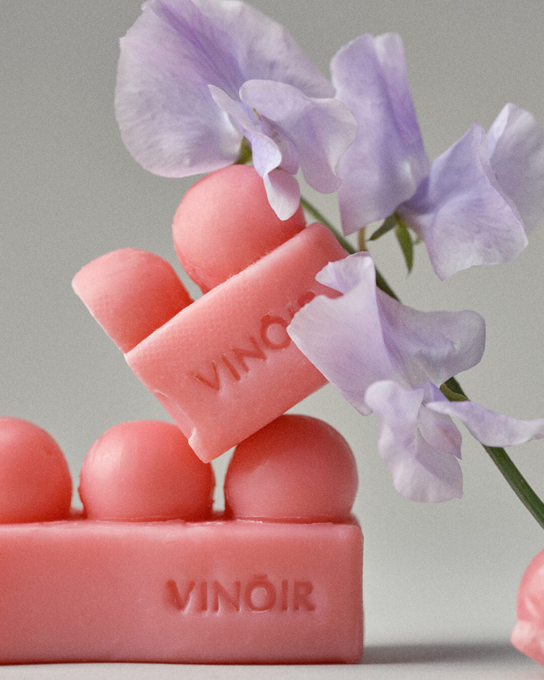 Vinoir Decanting Shower Bar | Sipping Dusk