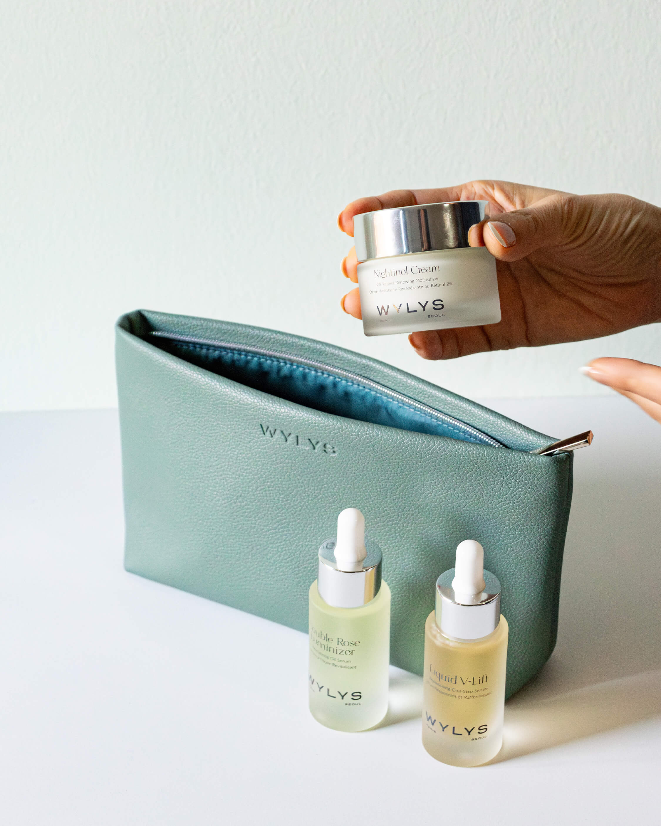 Wylys Sage Verte Makeup Bag