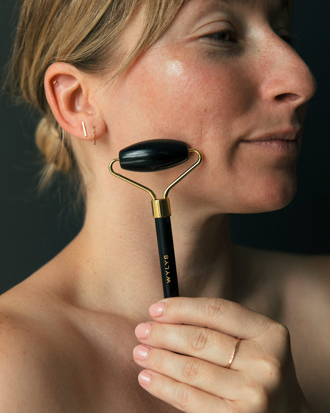 Wylys Black Obsidian Gua Sha + Face Roller Set