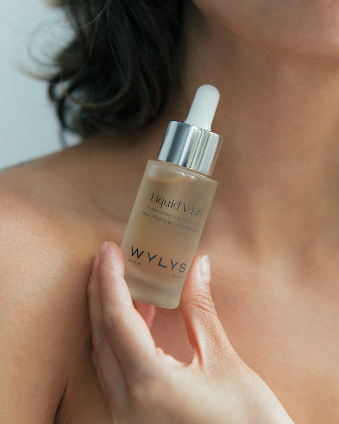 Wylys Liquid V-Lift